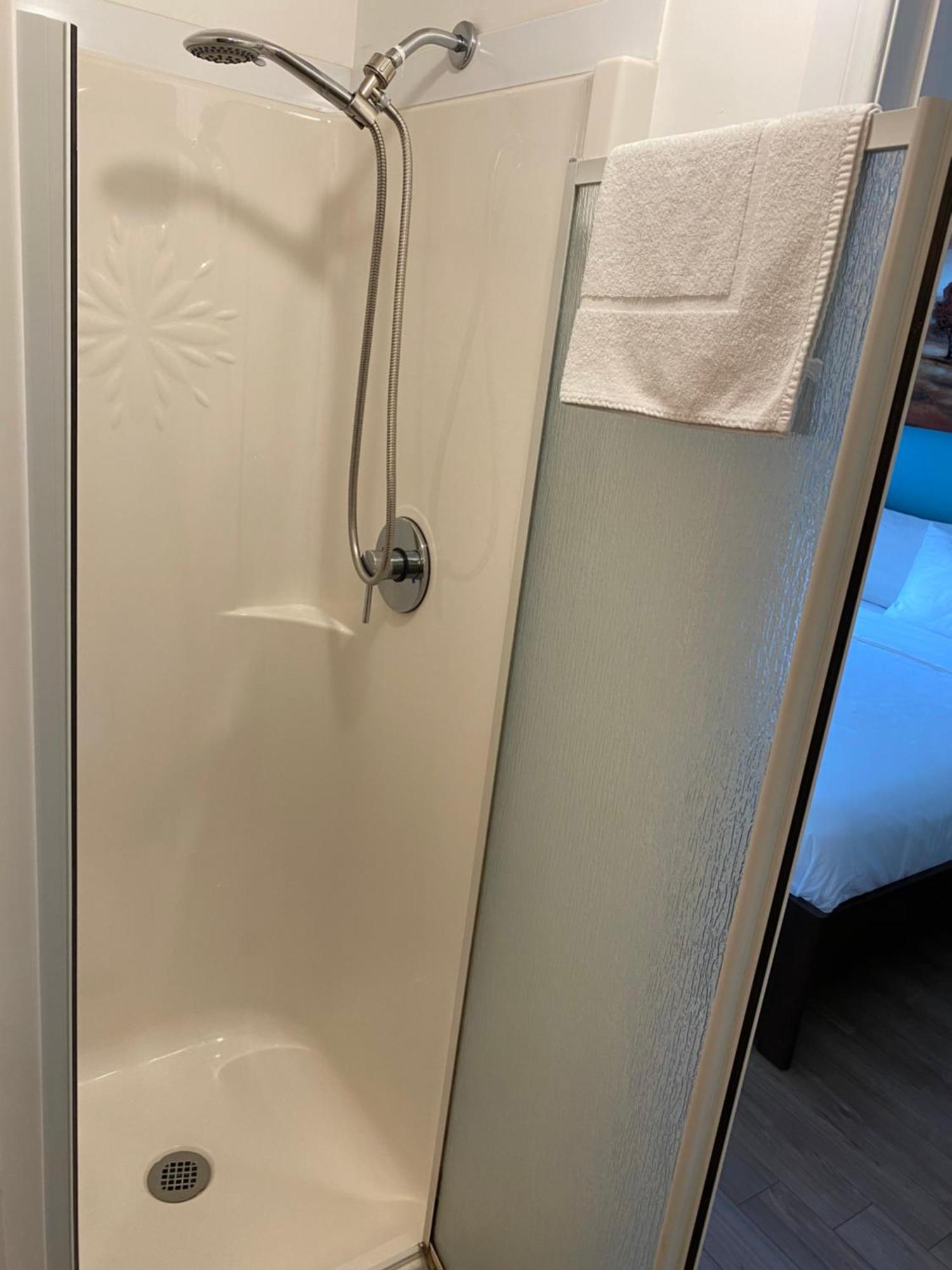 Motel Des Cedres 舍布鲁克 外观 照片